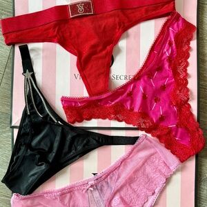Victoria's Secret Variety Panties Pack Of 4 M NWT